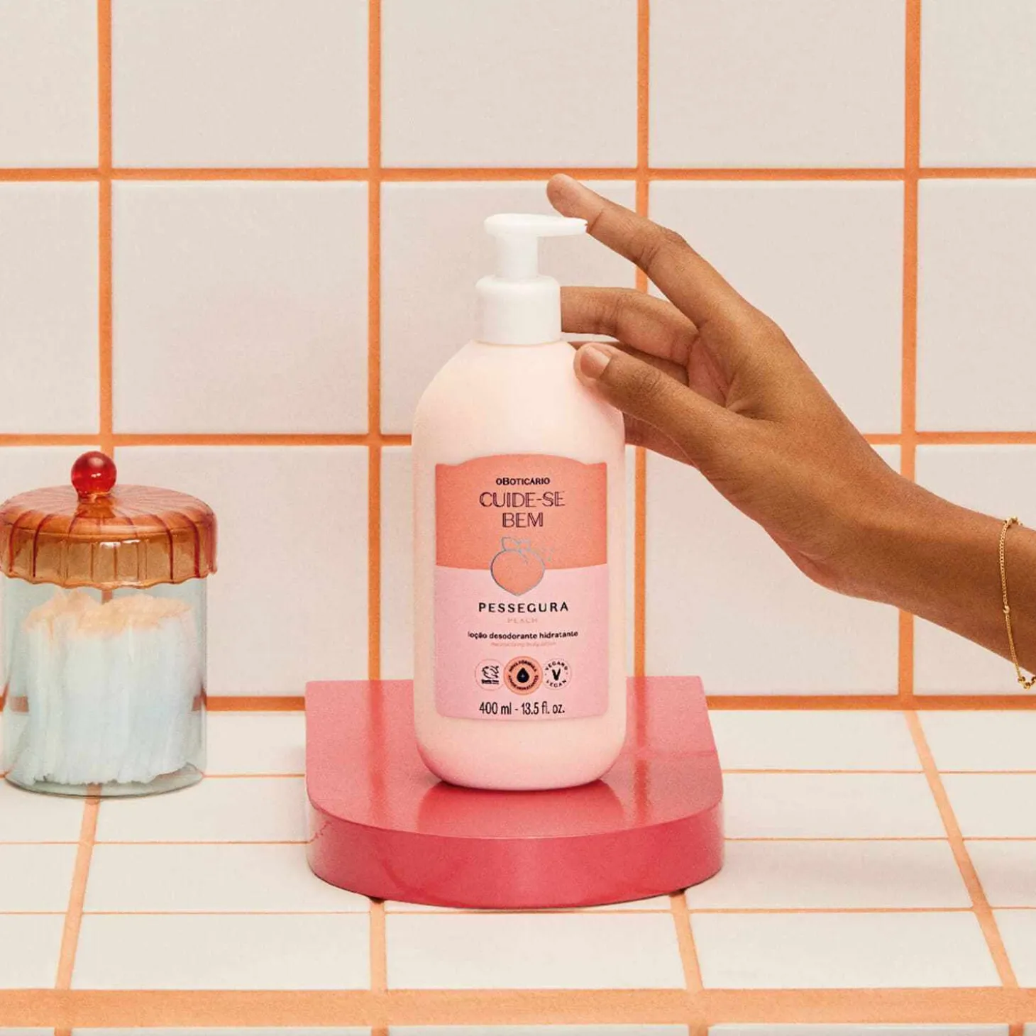 Loción Hidratante Corporal Bumbum De Pessego 400Ml Exp Cbem