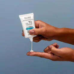 Protector solar facial diario anti señales de envejecimiento fps 70 40ml botisun acqua fluido